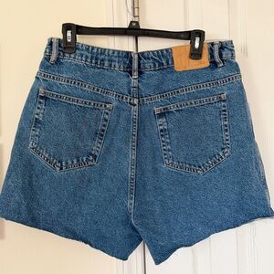 Zara Women's Classic Blue Jean Shorts